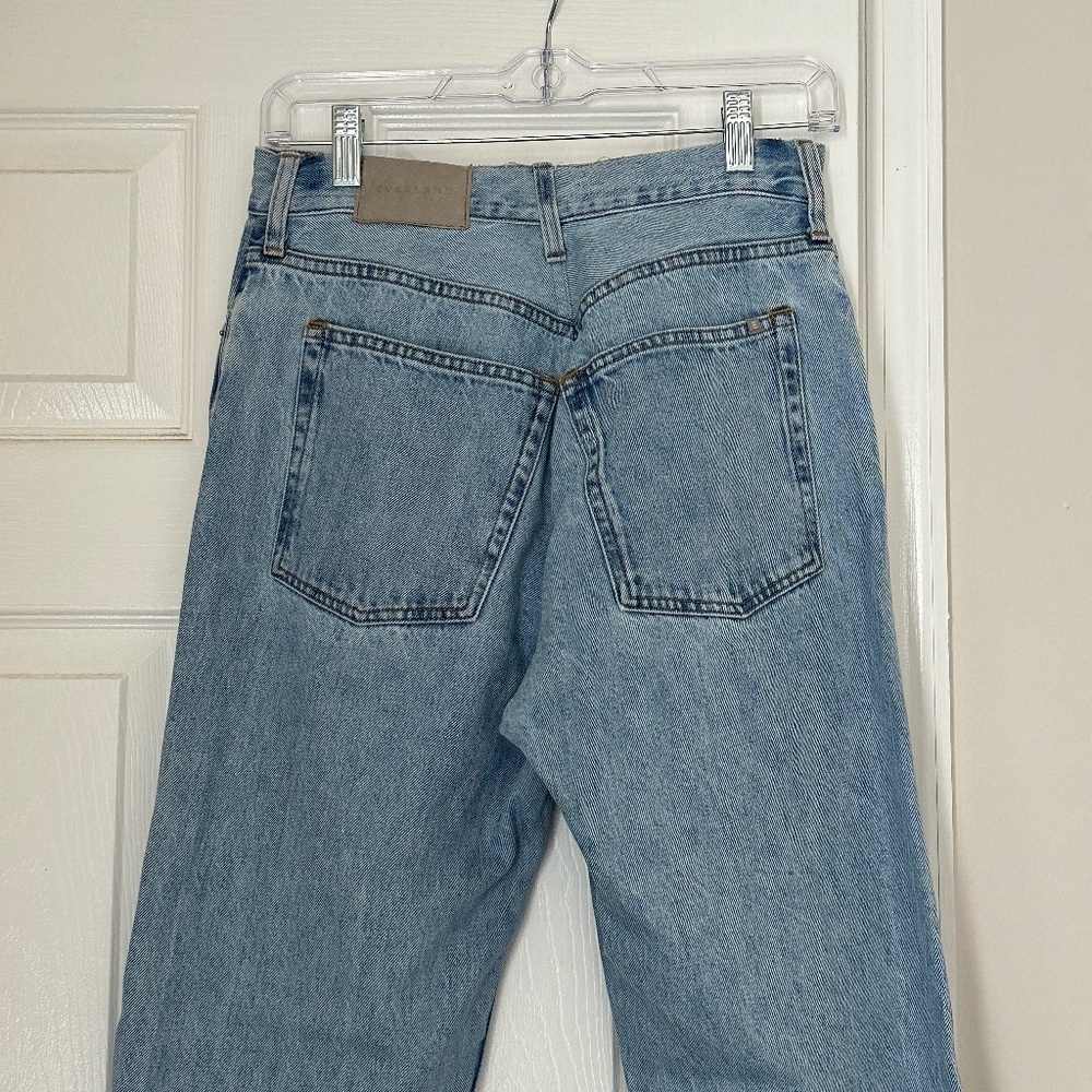 Women's Everlane Light Wash The Relaxed Straight Fit Organic Cotton Jeans 27 Reg - Picture 3 of 8